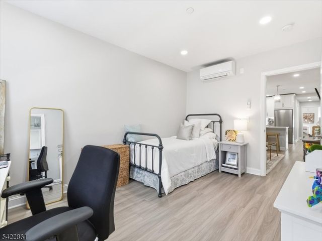 406 Madison St 3R, Hoboken City, NJ 07030