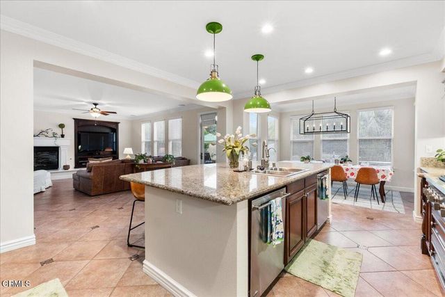 27007 Cliffie Way, Santa Clarita, CA 91387