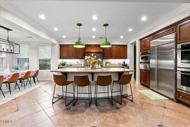 27007 Cliffie Way, Santa Clarita, CA 91387