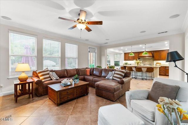 27007 Cliffie Way, Santa Clarita, CA 91387