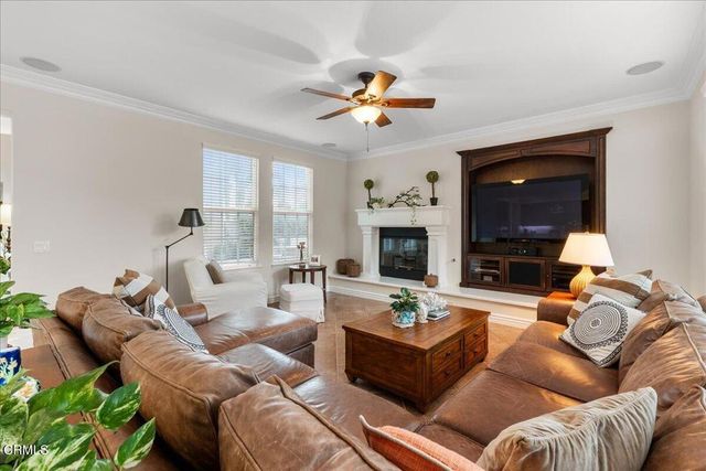 27007 Cliffie Way, Santa Clarita, CA 91387