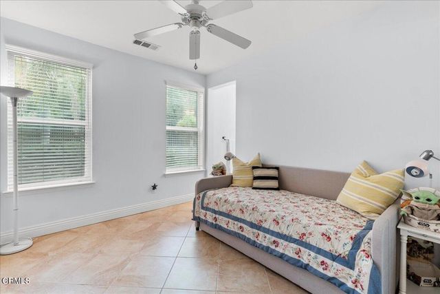27007 Cliffie Way, Santa Clarita, CA 91387