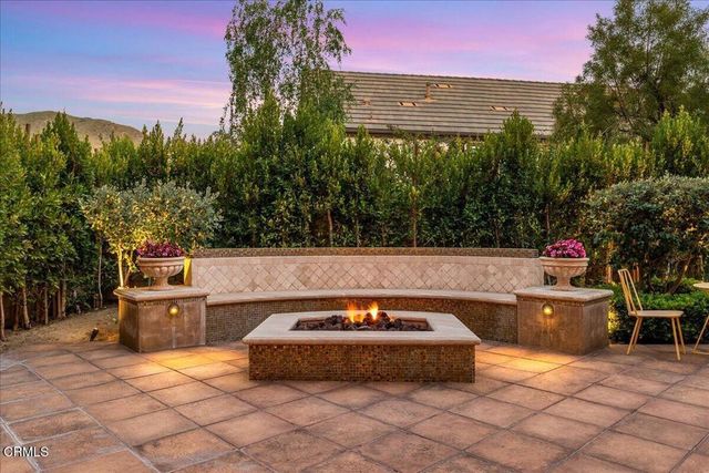 27007 Cliffie Way, Santa Clarita, CA 91387