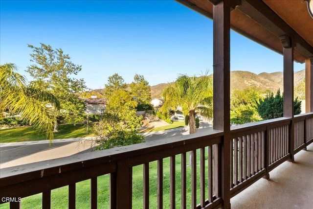 27007 Cliffie Way, Santa Clarita, CA 91387