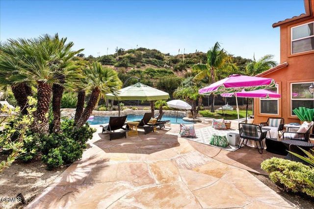 27007 Cliffie Way, Santa Clarita, CA 91387