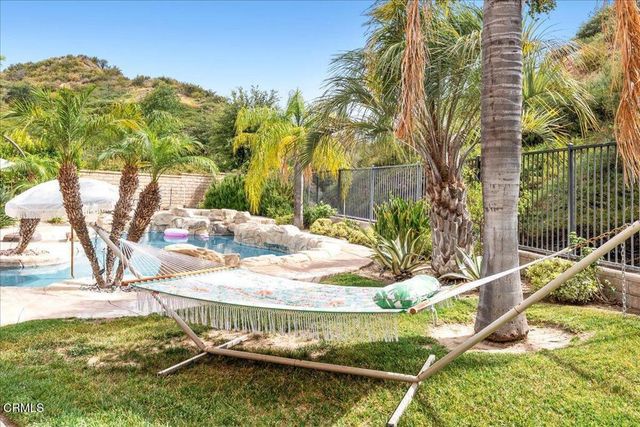 27007 Cliffie Way, Santa Clarita, CA 91387