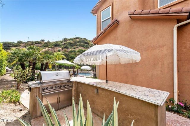 27007 Cliffie Way, Santa Clarita, CA 91387