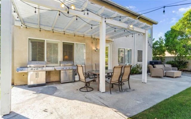 8705 E Running Springs, Anaheim, CA 92808