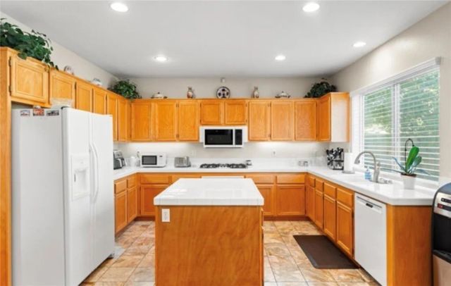8705 E Running Springs, Anaheim, CA 92808