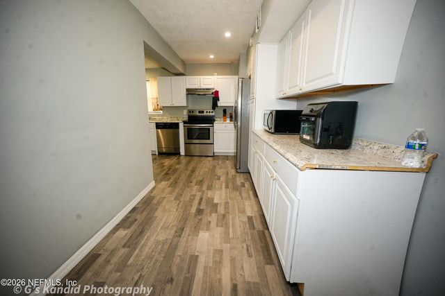 2453 WILMONT Avenue, Jacksonville, FL 32218