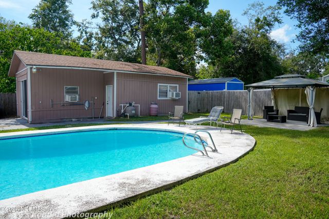 2453 WILMONT Avenue, Jacksonville, FL 32218