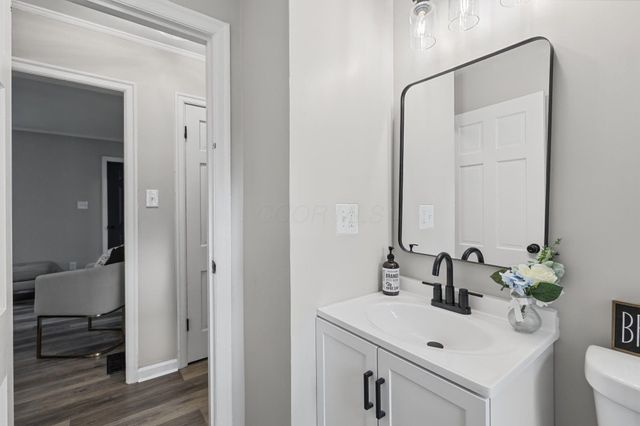 1609 S Champion Avenue, Columbus, OH 43207