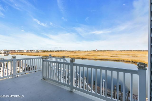 385 Kingfisher Road, Tuckerton, NJ 08087