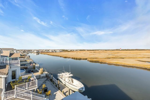 385 Kingfisher Road, Tuckerton, NJ 08087