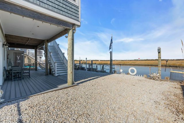 385 Kingfisher Road, Tuckerton, NJ 08087