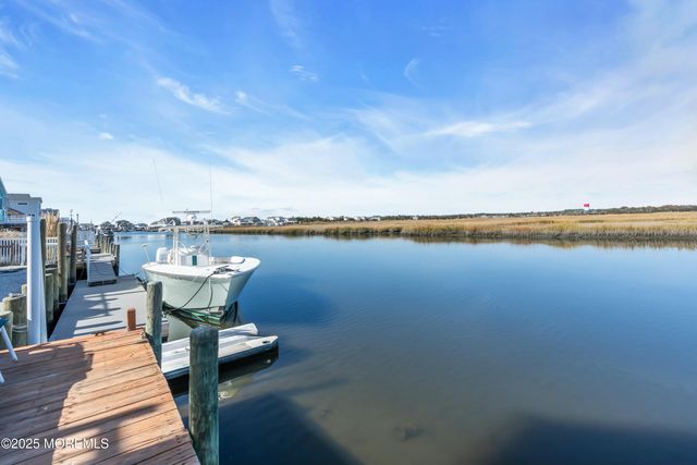 385 Kingfisher Road, Tuckerton, NJ 08087