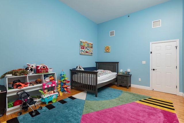 50 Belle Ave 102, Medford, MA 02155
