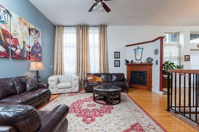 50 Belle Ave 102, Medford, MA 02155