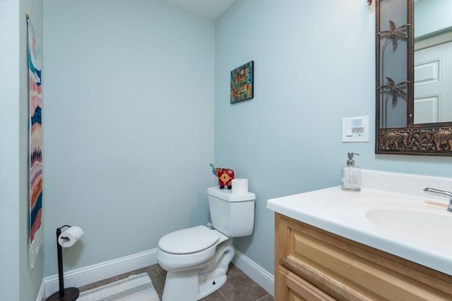 50 Belle Ave 102, Medford, MA 02155