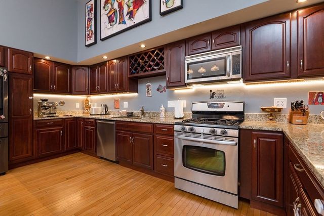 50 Belle Ave 102, Medford, MA 02155