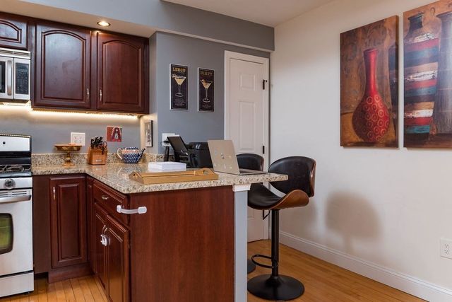50 Belle Ave 102, Medford, MA 02155