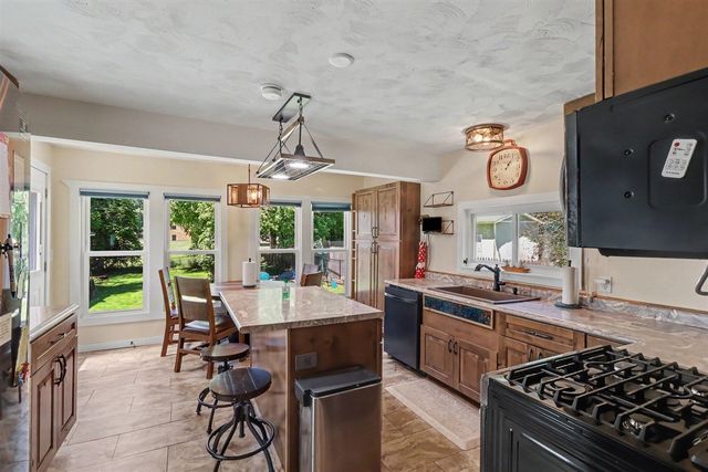 117 Knapp Street, Allegan, MI 49010