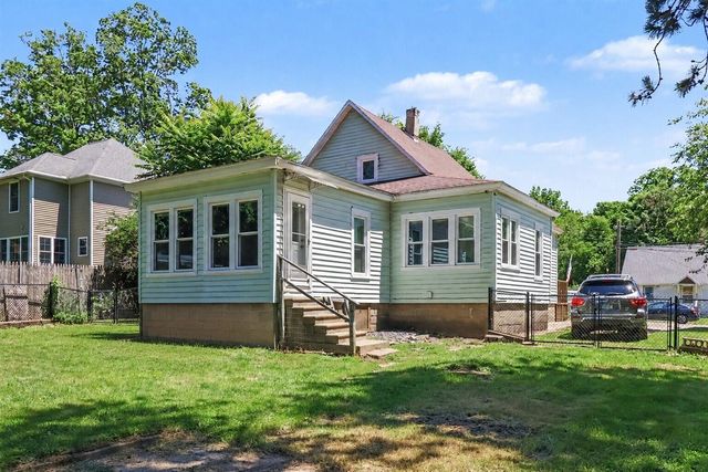 117 Knapp Street, Allegan, MI 49010