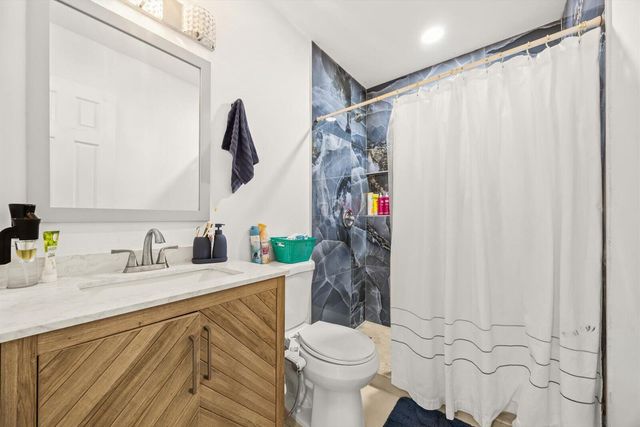 301 NW Prima Vista Boulevard, Port St. Lucie, Port St Lucie, FL 34983