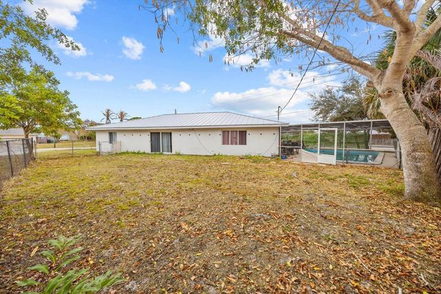 301 NW Prima Vista Boulevard, Port St. Lucie, Port St Lucie, FL 34983