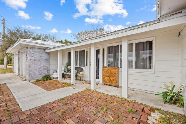 301 NW Prima Vista Boulevard, Port St. Lucie, Port St Lucie, FL 34983