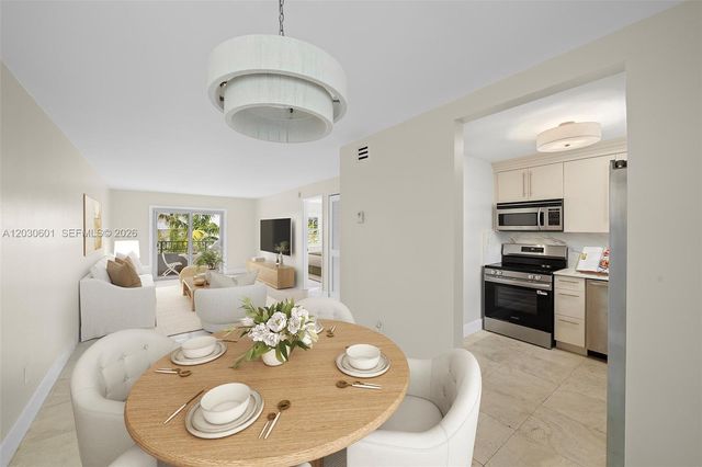 1610 Lenox Ave 316, Miami Beach, FL 33139