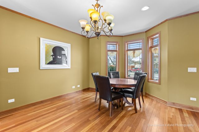 1707 W Lincoln Street, Mount Prospect, IL 60056