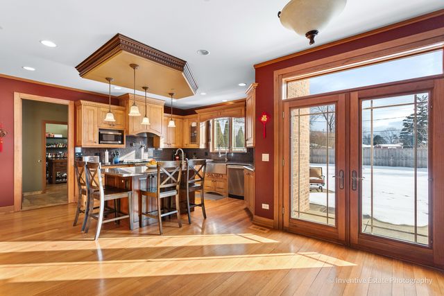 1707 W Lincoln Street, Mount Prospect, IL 60056