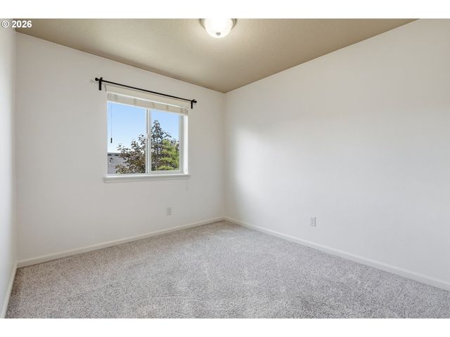 16411 Se SCORIA Ln, Damascus, OR 97089