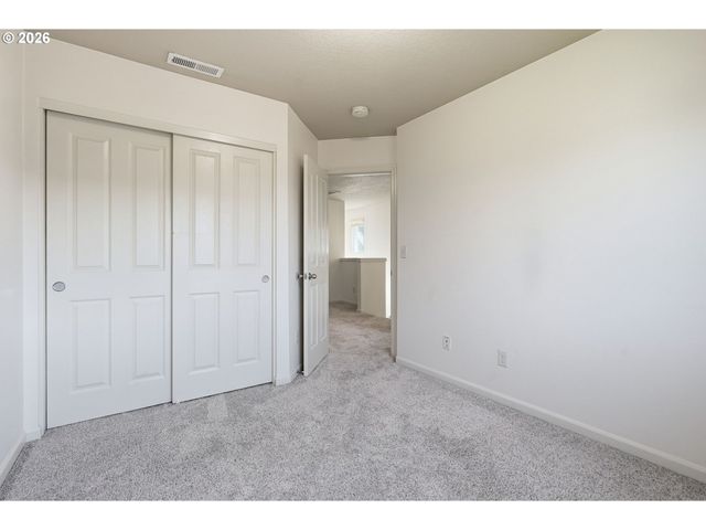 16411 Se SCORIA Ln, Damascus, OR 97089
