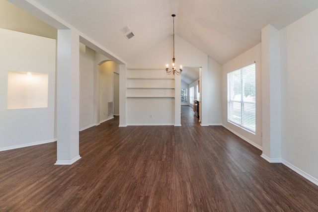 6736 Braeview Drive, Fort Worth, TX 76137