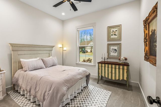 8036 N Shoreline Boulevard, Benton, AR 72019