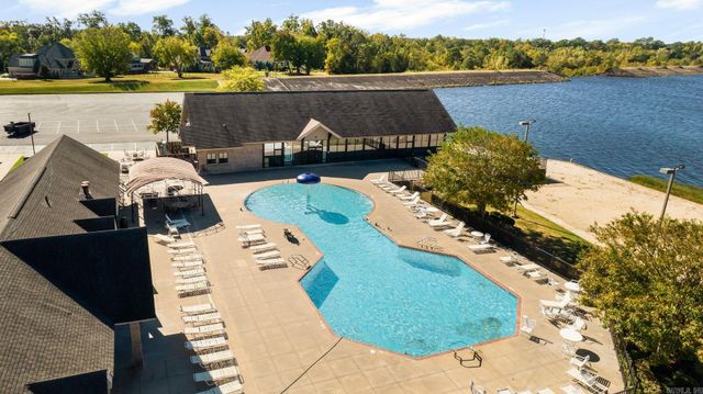 8036 N Shoreline Boulevard, Benton, AR 72019