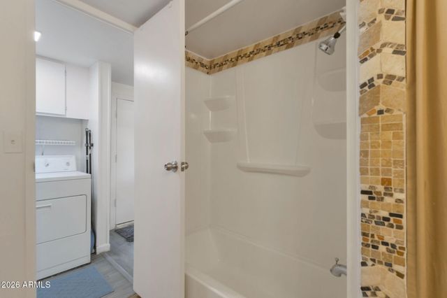 696 W MANOR Street, Chandler, AZ 85225