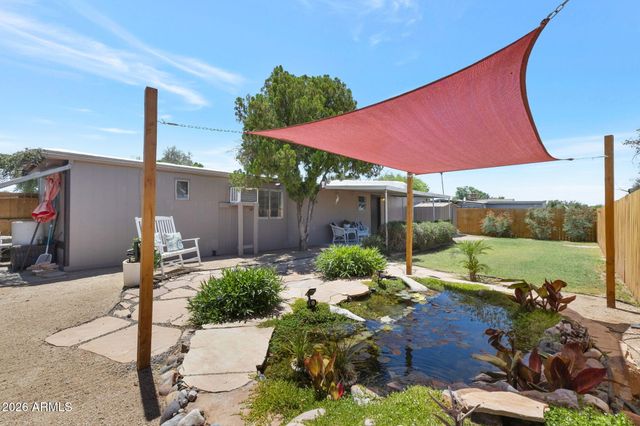 696 W MANOR Street, Chandler, AZ 85225