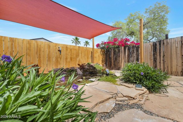 696 W MANOR Street, Chandler, AZ 85225