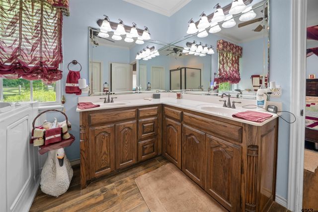 14226 COUNTY ROAD 434, Lindale, TX 75771