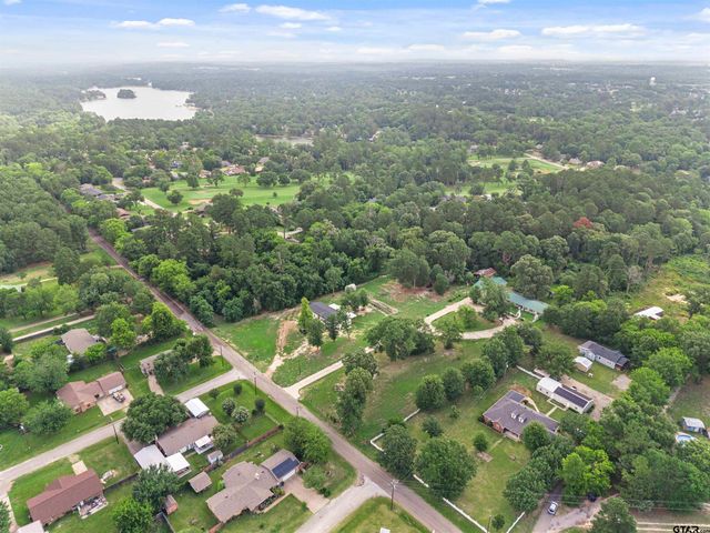 14226 COUNTY ROAD 434, Lindale, TX 75771