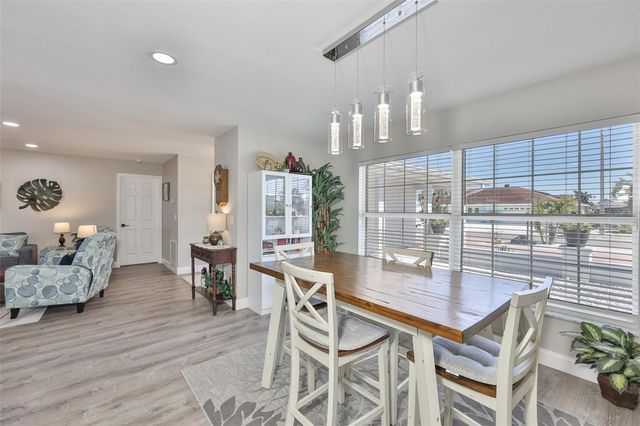 6518 SENEGAL PALM WAY, Apollo Beach, FL 33572