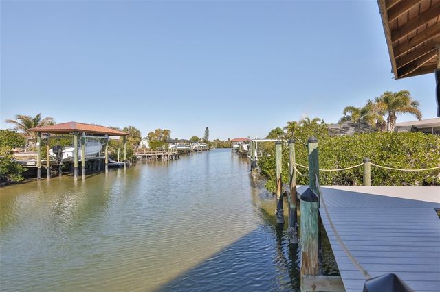 6518 SENEGAL PALM WAY, Apollo Beach, FL 33572