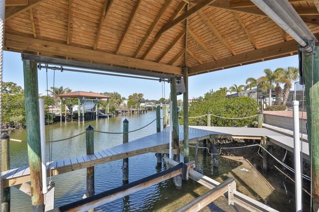 6518 SENEGAL PALM WAY, Apollo Beach, FL 33572