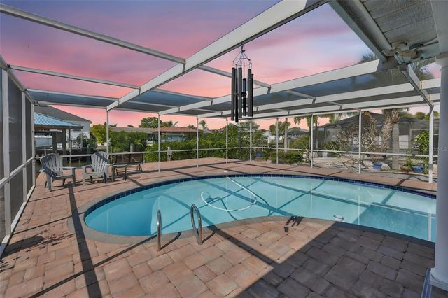 6518 SENEGAL PALM WAY, Apollo Beach, FL 33572