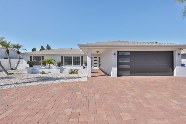 6518 SENEGAL PALM WAY, Apollo Beach, FL 33572