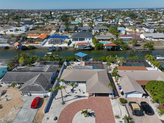 6518 SENEGAL PALM WAY, Apollo Beach, FL 33572