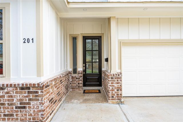 201 W Ellaine Avenue, Pasadena, TX 77506